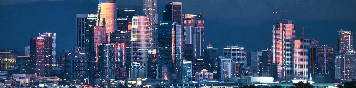 skyline - LinkedIn Background - Get some inspiration!